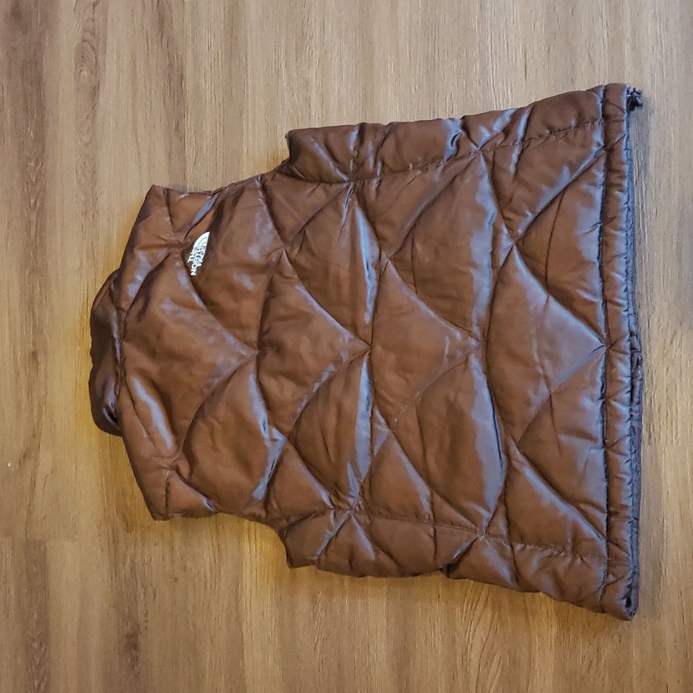 The North Face Brown Quilted Vest - Picture 3 of 8